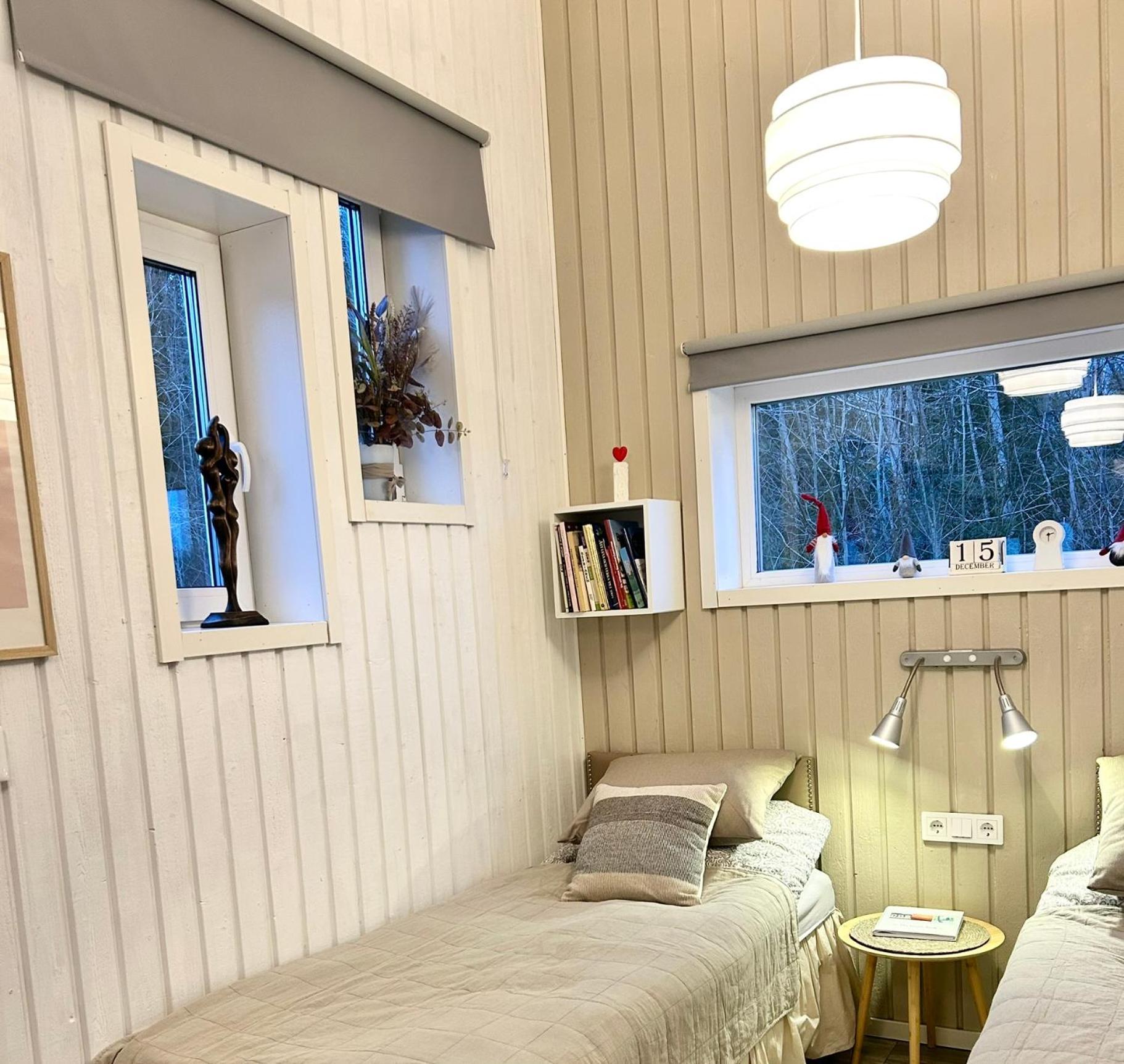 Lilla Huset Bed & Breakfast - Countryside Guesthouse, Free Parking Örebro Dış mekan fotoğraf